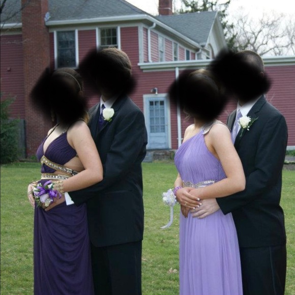 Worn once $400 Prom Dress! - Picture 3 of 8